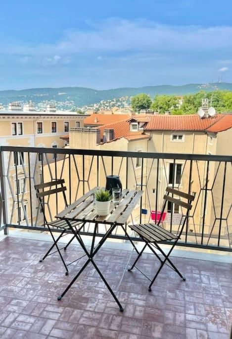 Leia Home W/Private Parking In Old Town Τεργέστη Εξωτερικό φωτογραφία